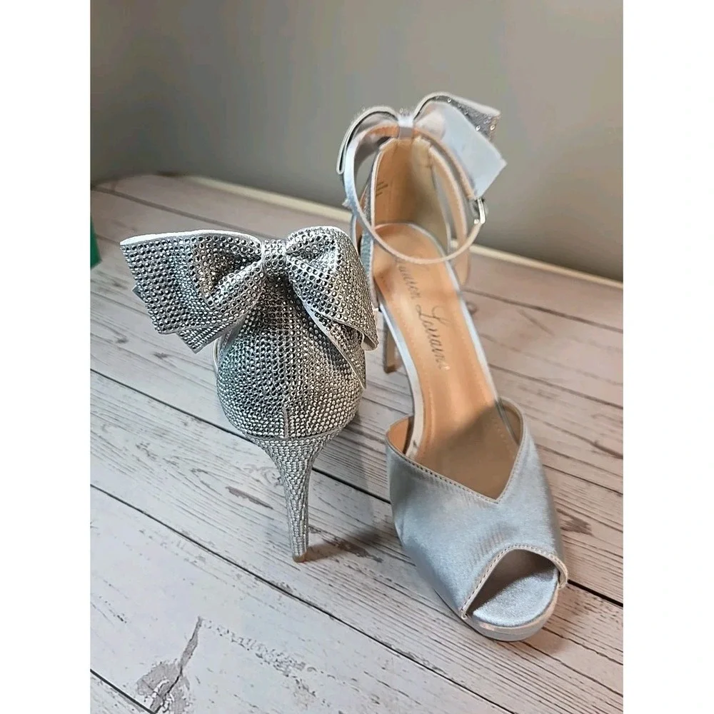 Lauren Lorraine‎ Silver Fling Womens 10 Stilettos Cocktail Prom Dress Holiday